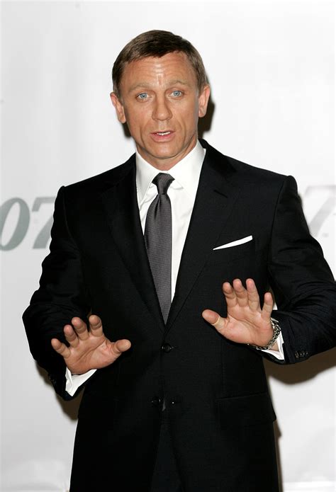 daniel craig updates today